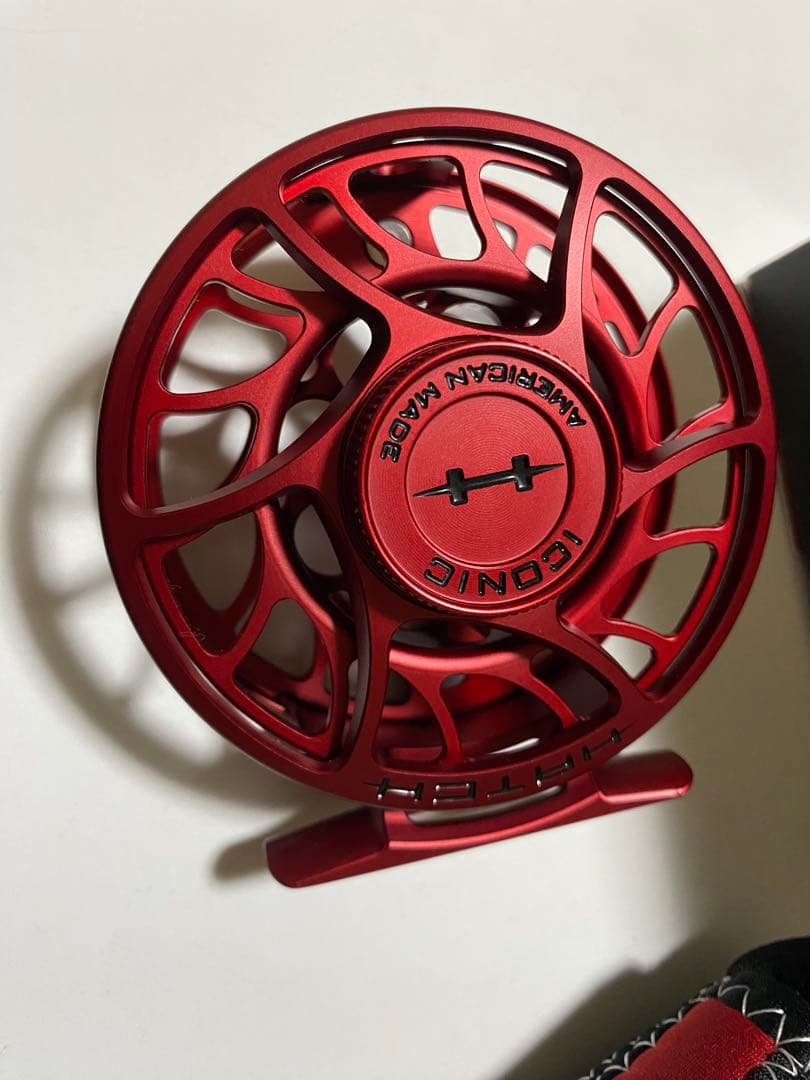 HATCH ICONIC Dragon's Blood 4プラス　限定カラー