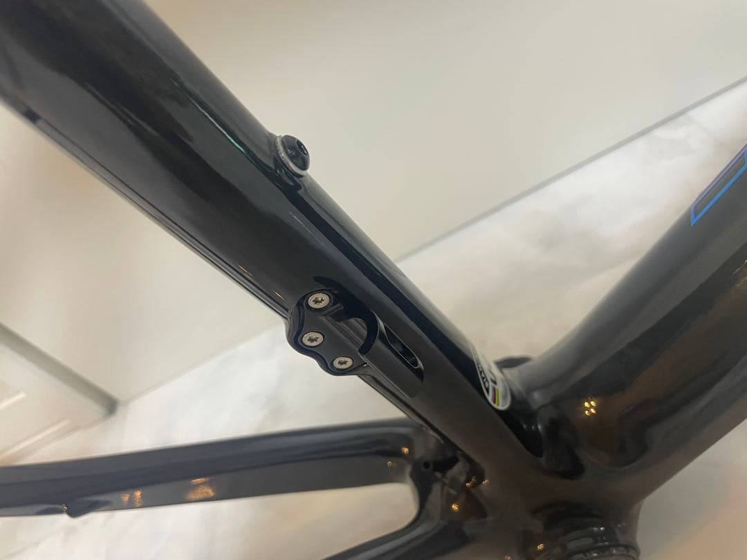 美品ビアンキ BIANCHI スペシャリッシマ 2022年モデル　53サイズ