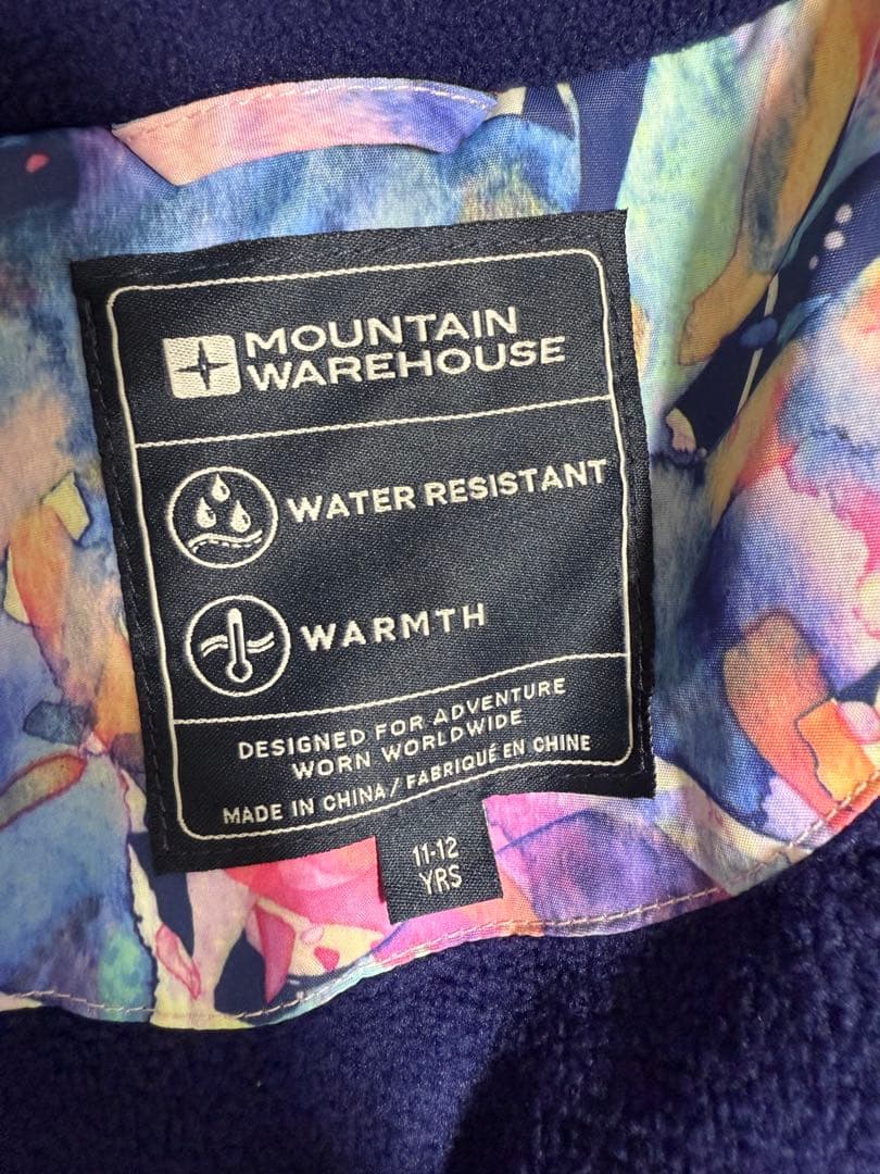 新品タグ付 Mountain Warehouseスキーウェア キッズ 140相当
