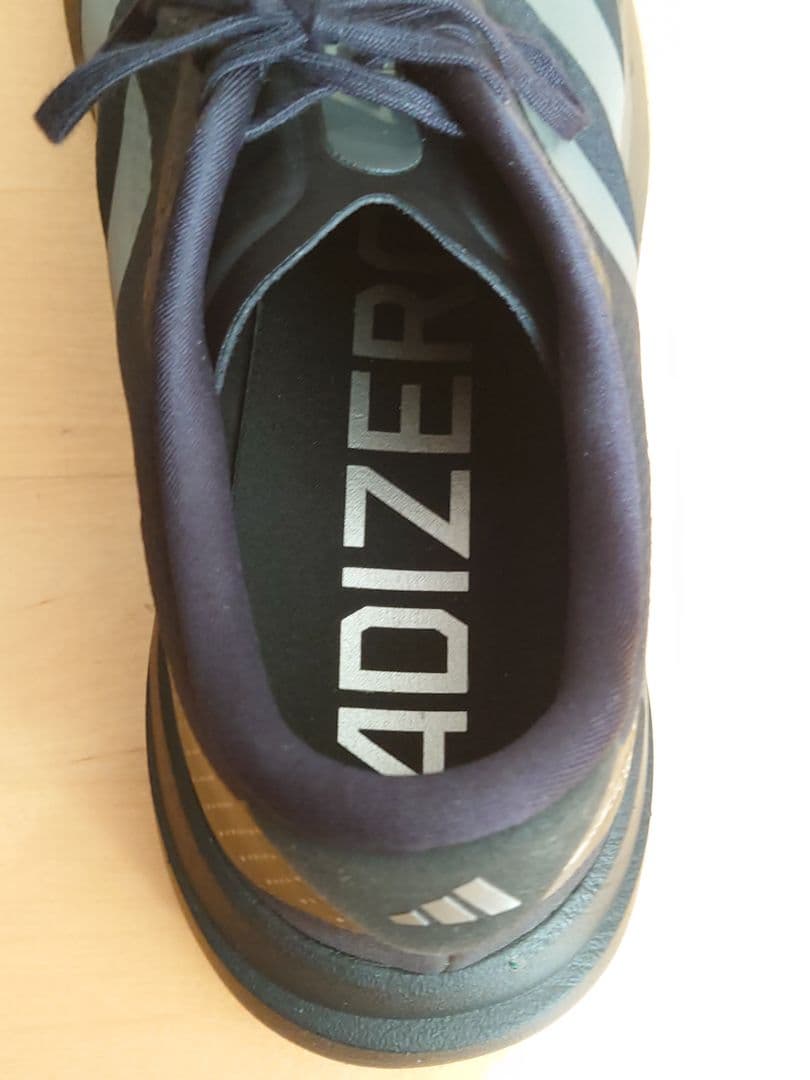 adidas　ADIZERO evo sl woven 27.5cm
