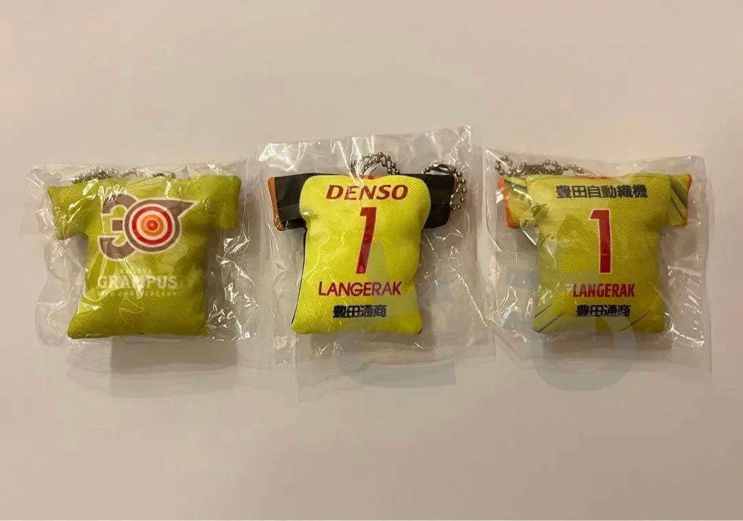 ランゲラック グランパス ガチャ クッション キーホルダー ユニフォーム サイン