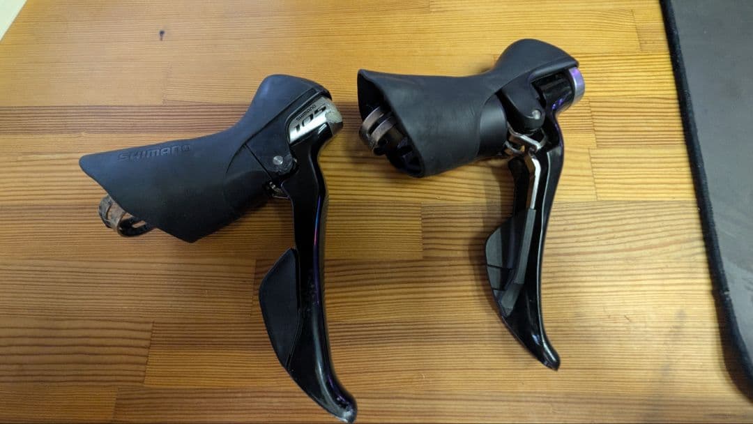 休日セール！Shimano 105 シフターとディレイラーセット