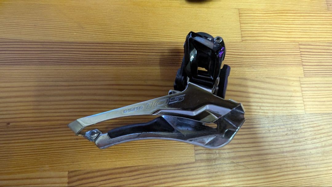 休日セール！Shimano 105 シフターとディレイラーセット