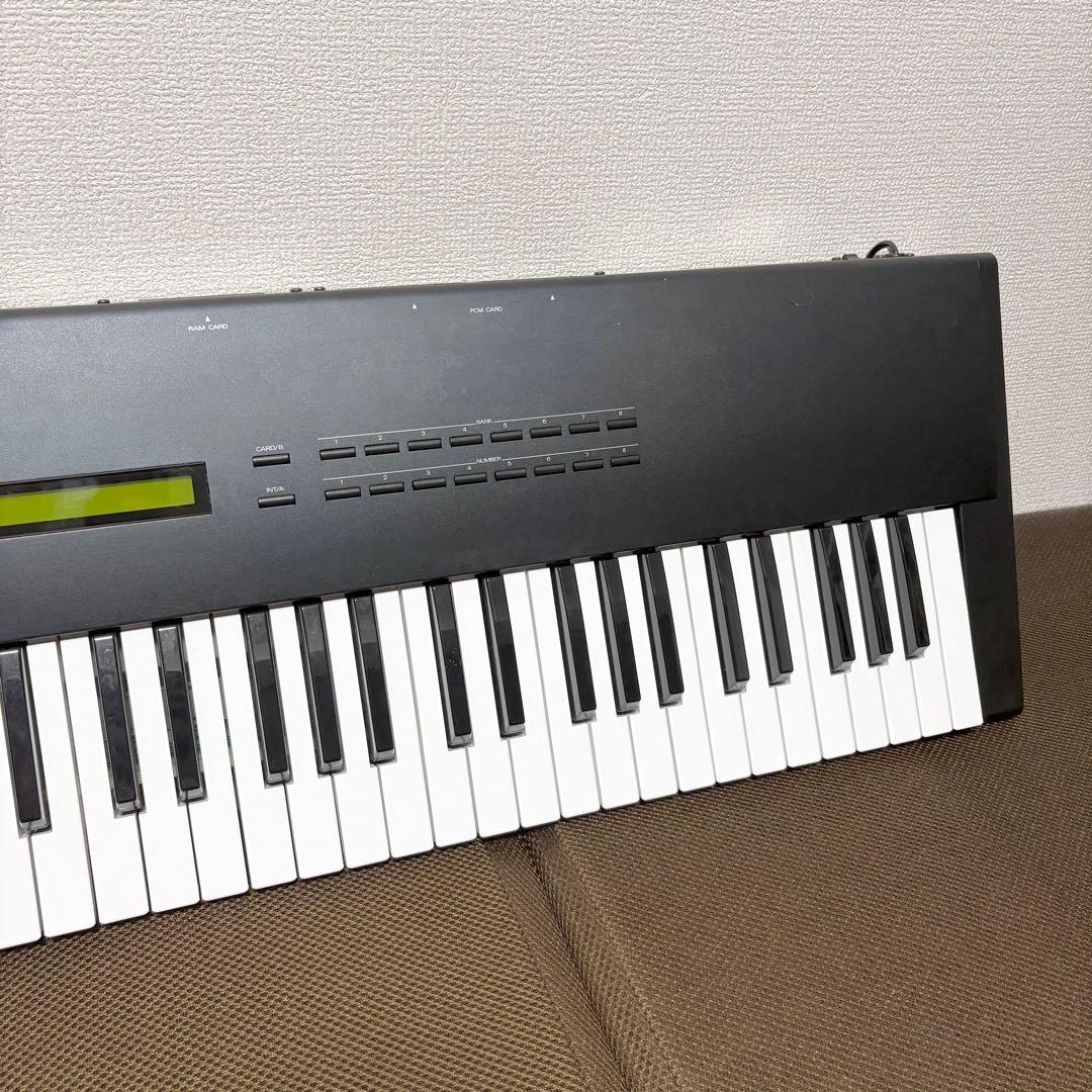 【美品】Roland U-20 シンセサイザー RS-PCM ローランド