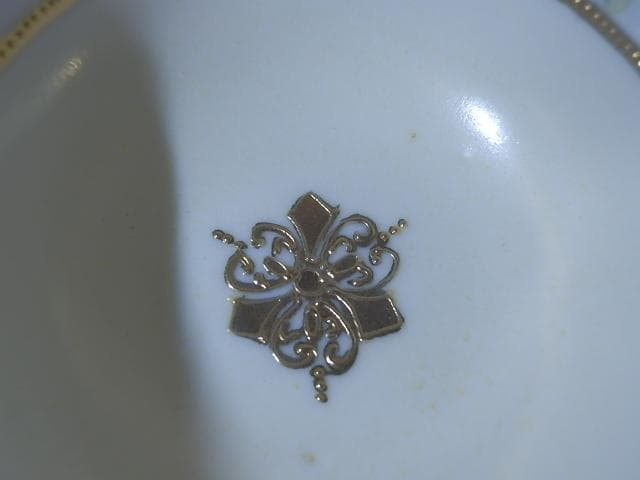 ノリタケ　マルキ　クリームホワイト　金盛　パステル