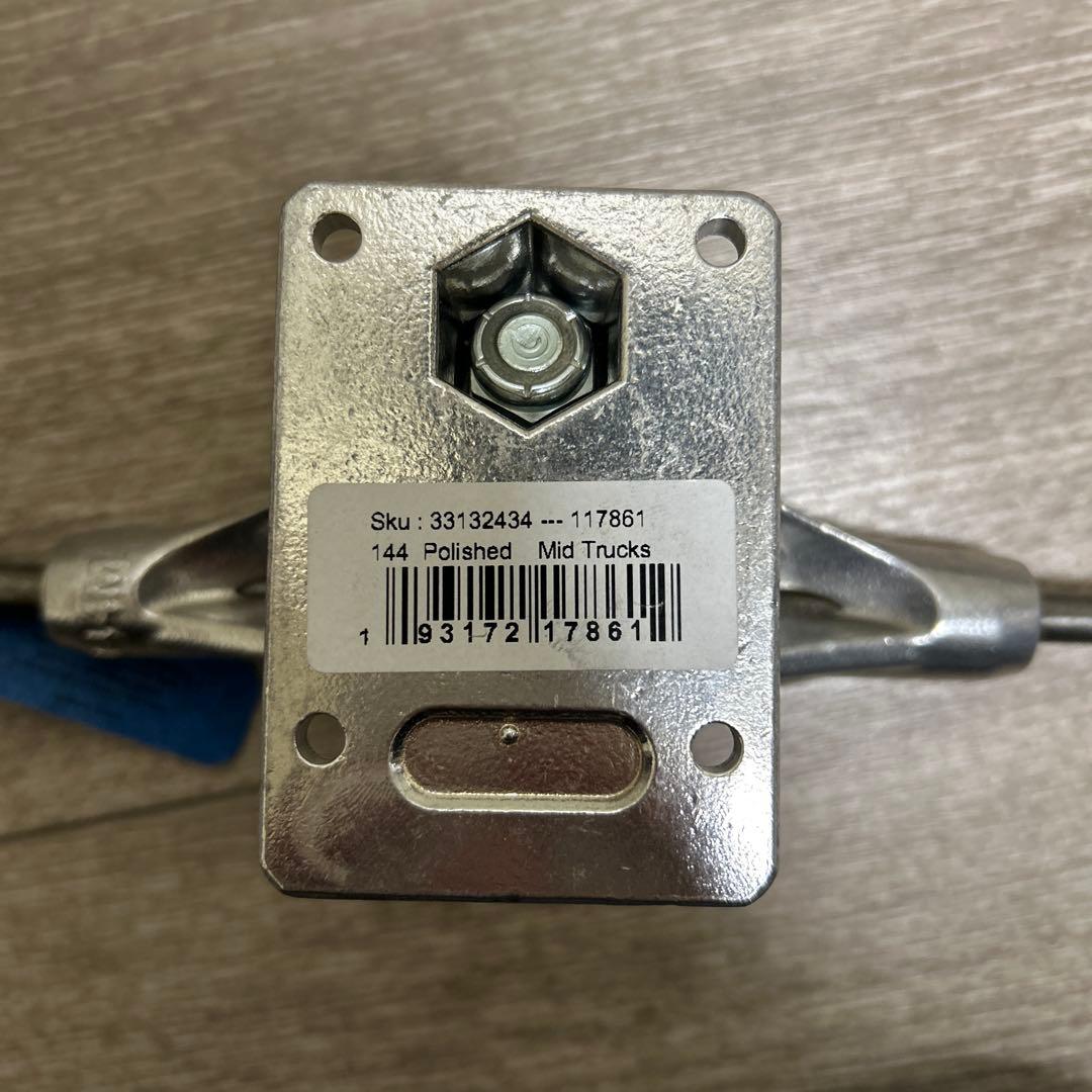 スケートボード INDEPENDENT 144 Polished Mid Trucks