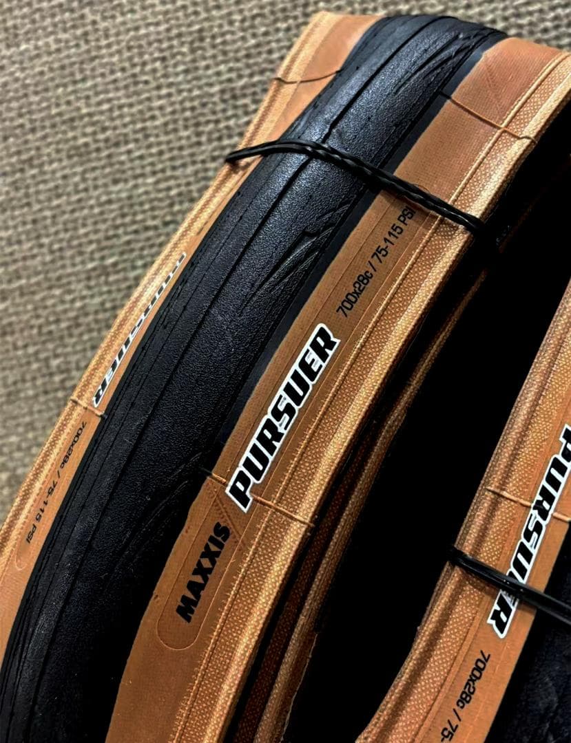 マキシス パーサー MAXXIS PURSUER 700x28c　タイヤセット