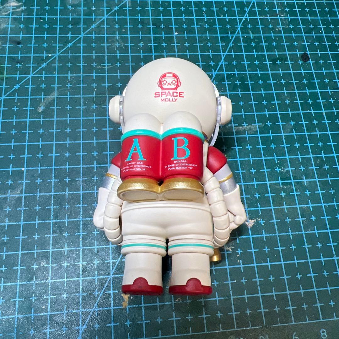 【POPMART】シークレット THE GIRL FROM THE EARTH