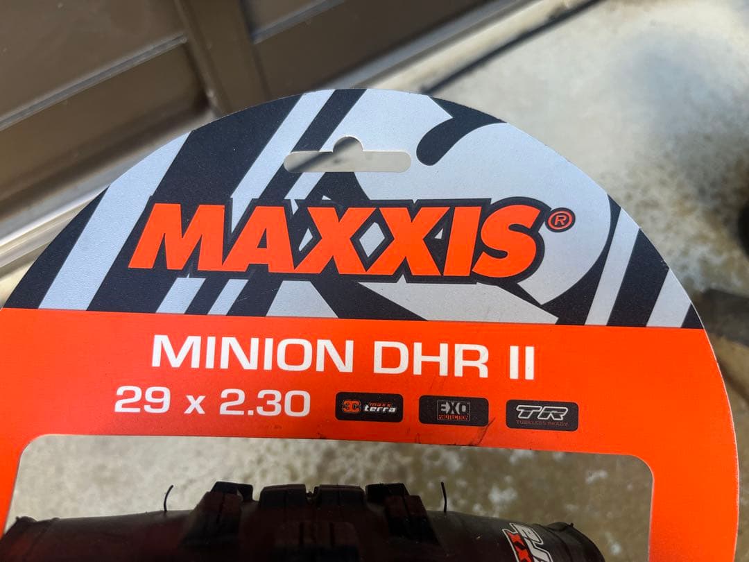MAXXIS MINION DHR II 29 x 2.30 新品