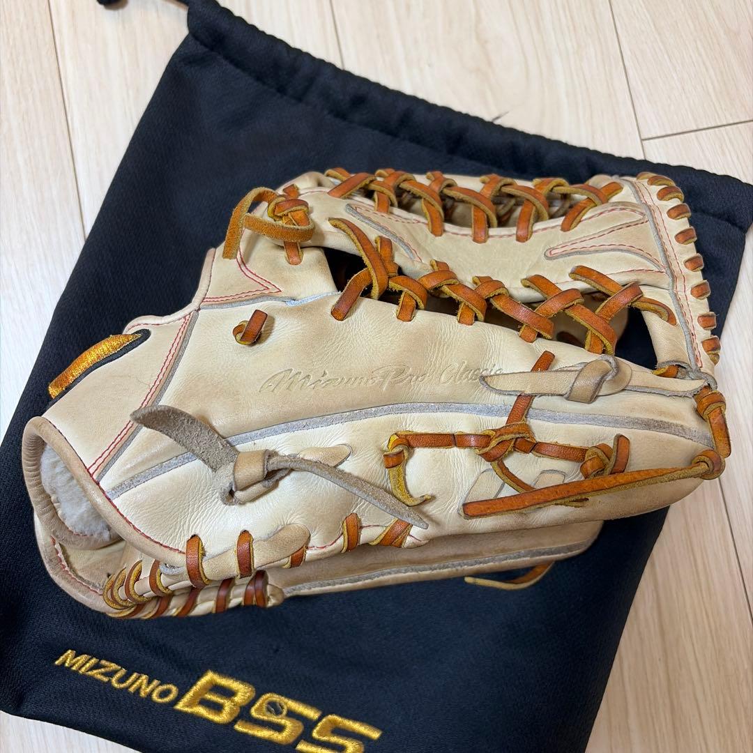 ミズノプロクラシック　軟式　外野用　キャメル　袋・グローブ手入れ道具付き