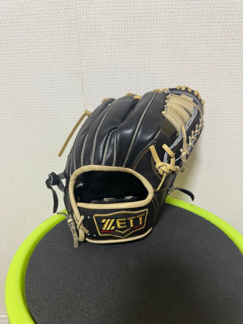 ZETTプロステイタス　硬式グローブ　内野手用