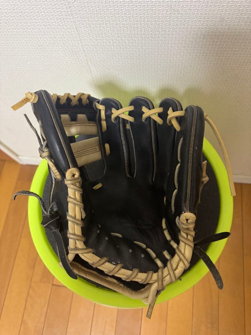 ZETTプロステイタス　硬式グローブ　内野手用