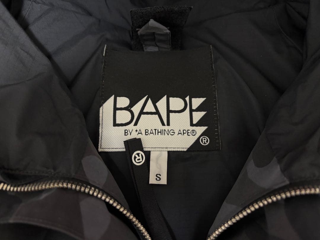 【希少】BAPE カモ柄 フード付きスノーボード ジャケット S ウェア 迷彩