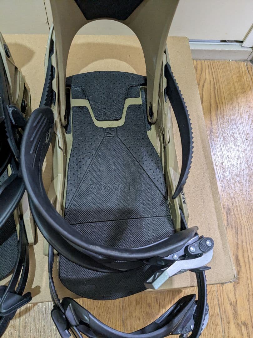 24-25Salomon District スノーボードビンディング