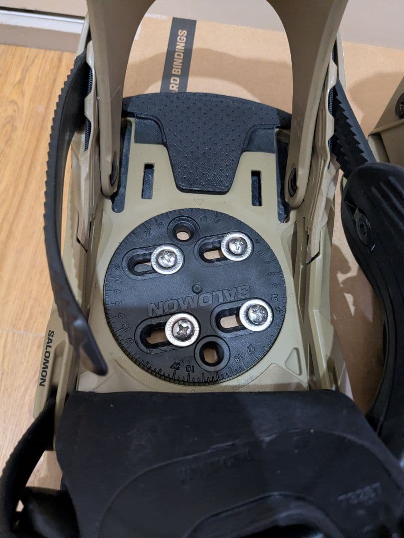 24-25Salomon District スノーボードビンディング