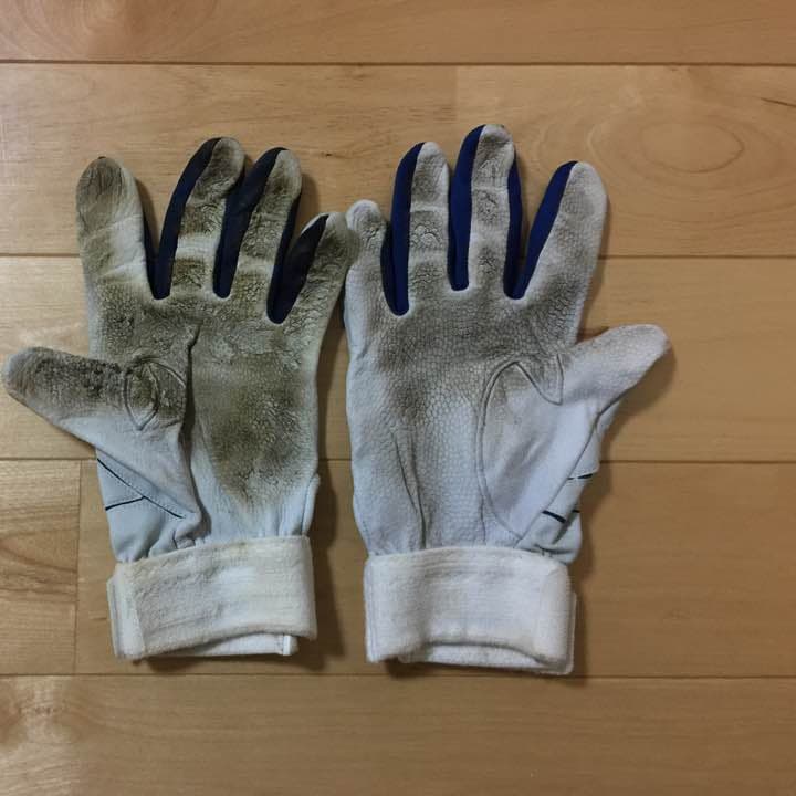 【非売品】横浜DeNAベイスターズ 仁志敏久選手実使用バッティンググローブ