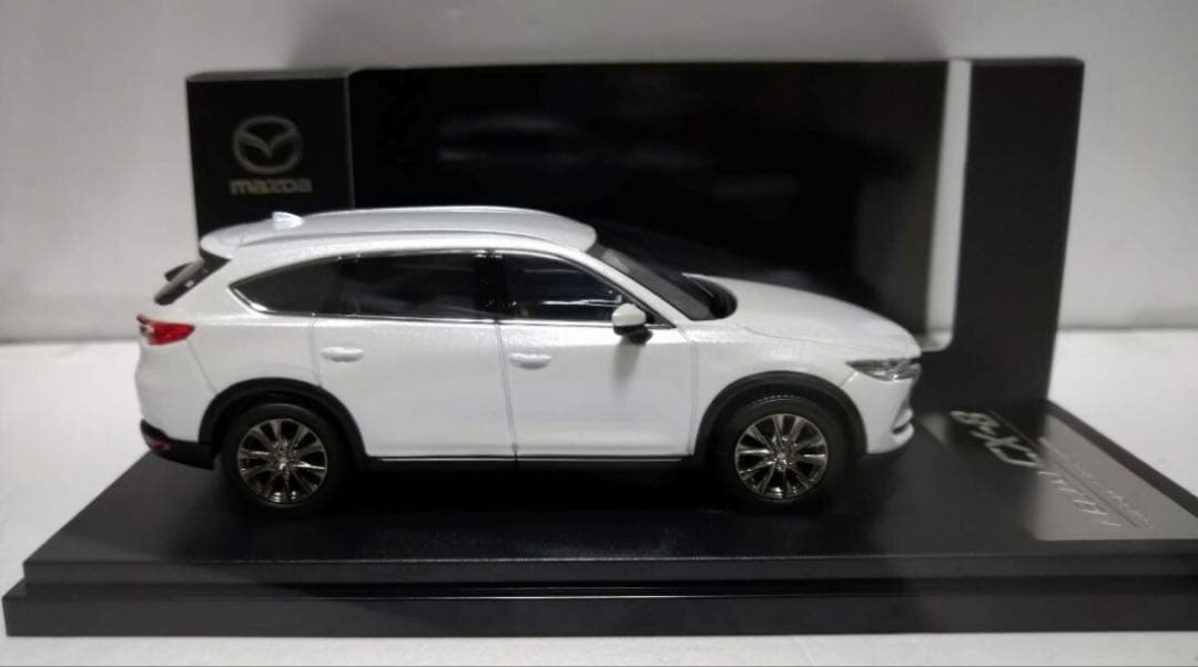 マツダ　CX-8 ミニカー