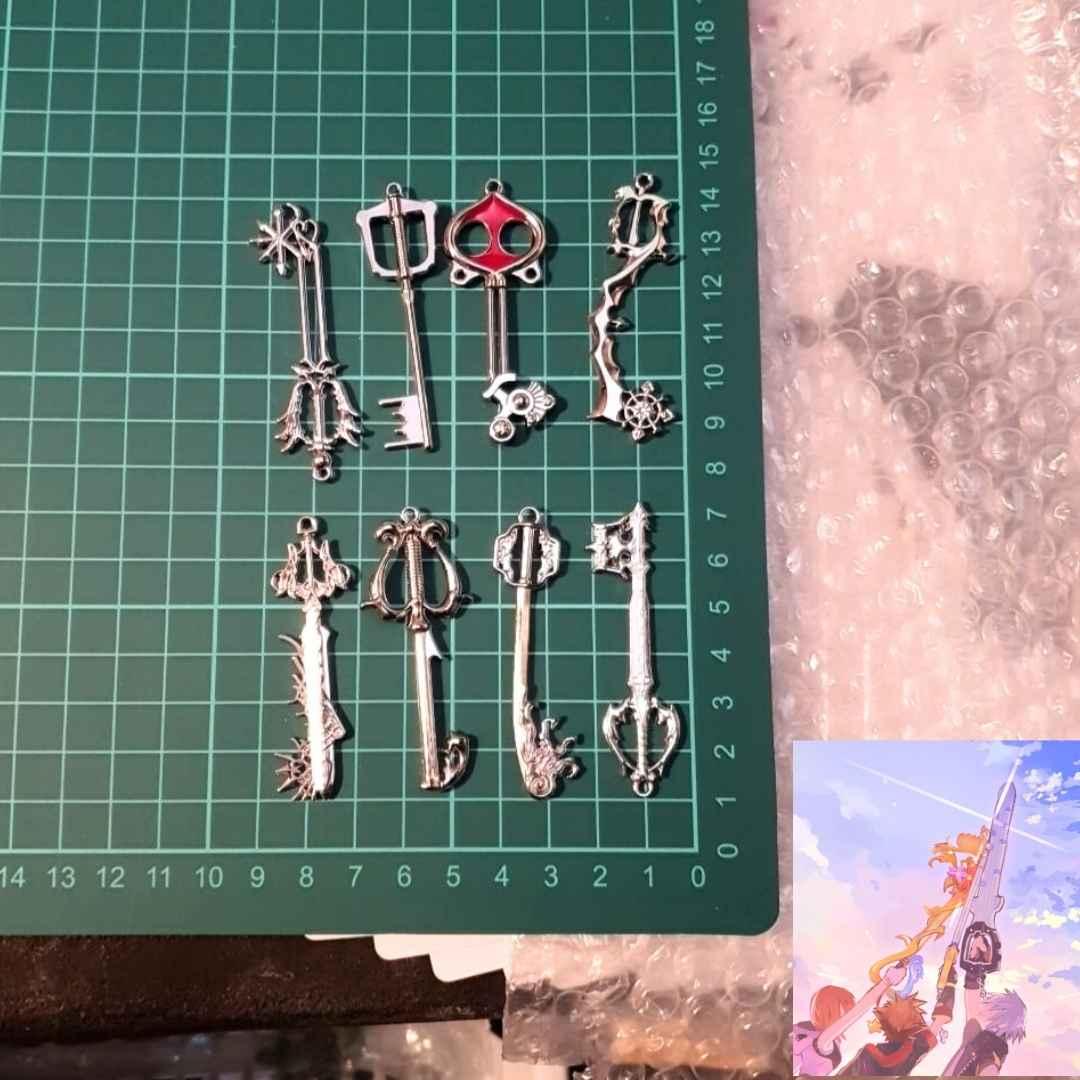キーブレード　チャーム　キングダムハーツ　8種　国内6cm【残3】