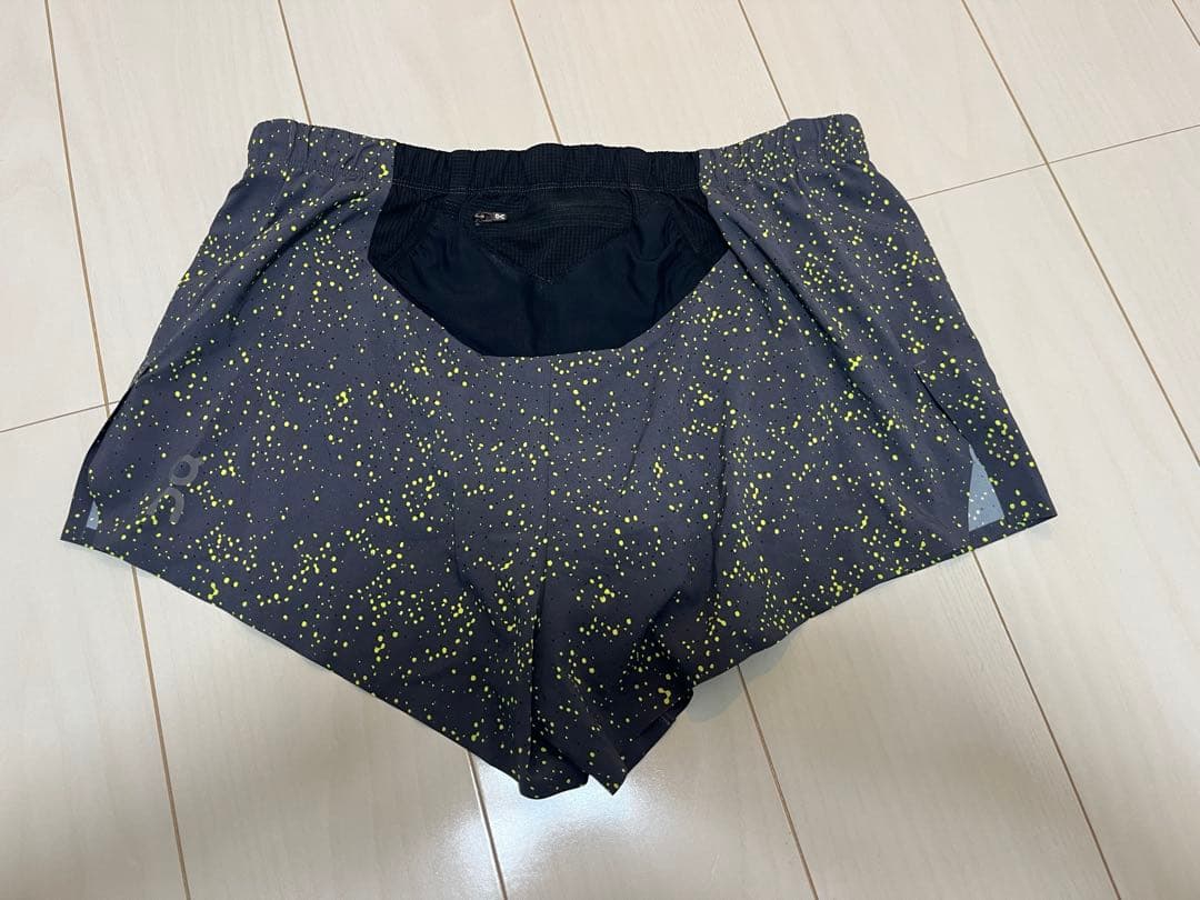 On Race Shorts オン　レースショーツ