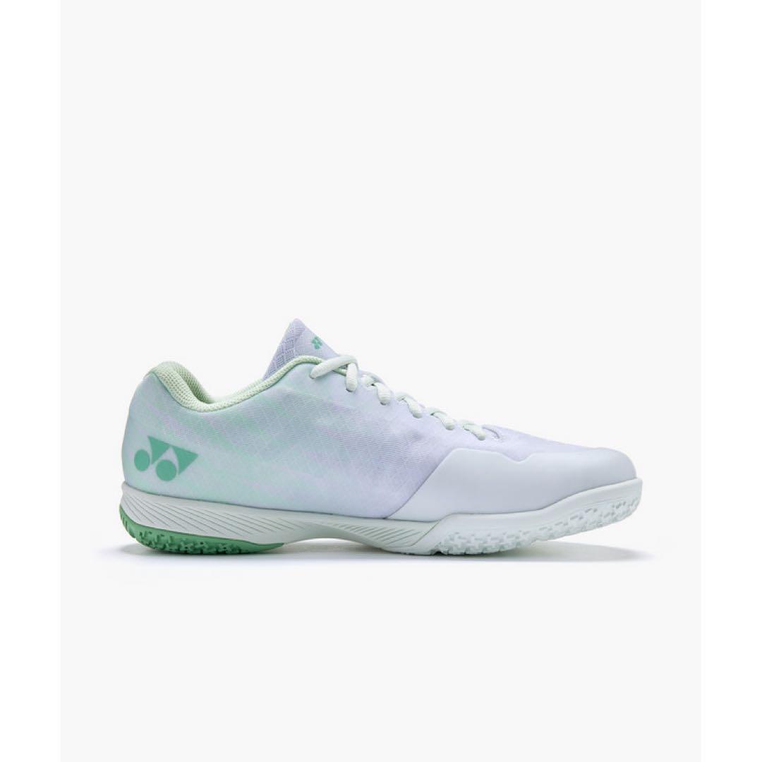 24.5㎝　エアラスワイド　新品未使用　YONEX　バドミントン　シューズ