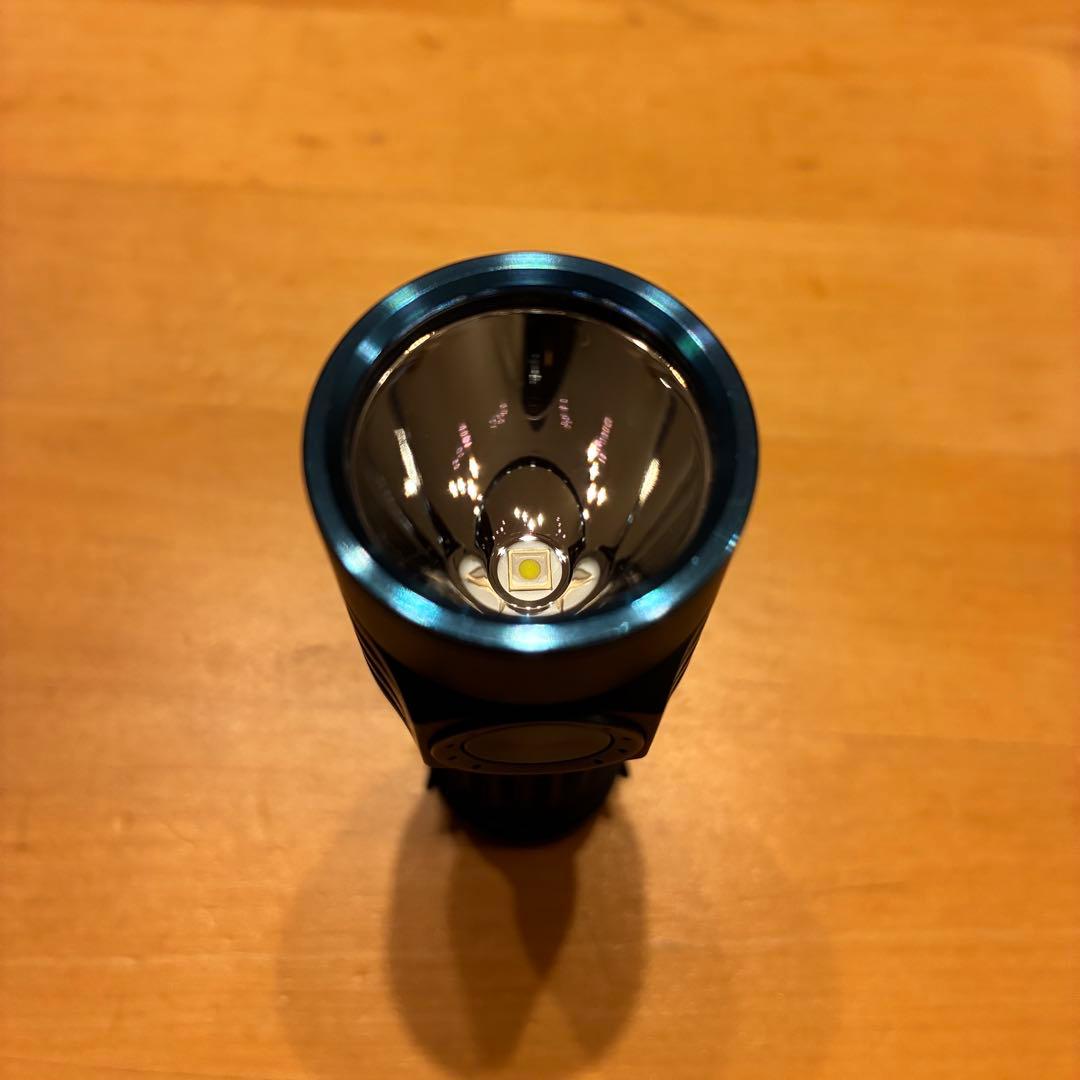 フ*ム様 OLIGHT Baton Turbo 予備バッテリー付き