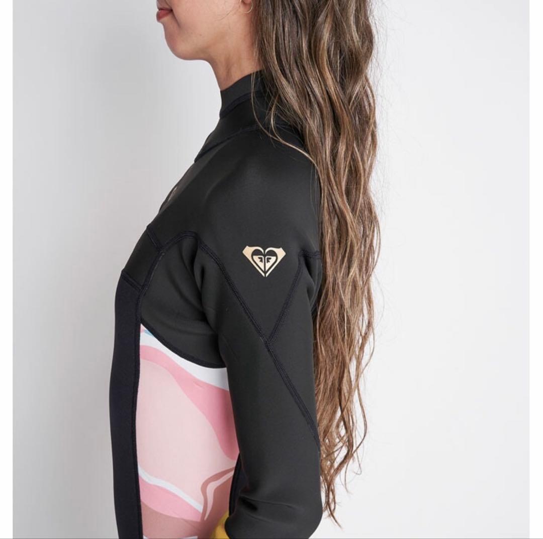 【新品•未使用•タグ付】ROXYウェットスーツ2.5/2mm 2022年春夏 L