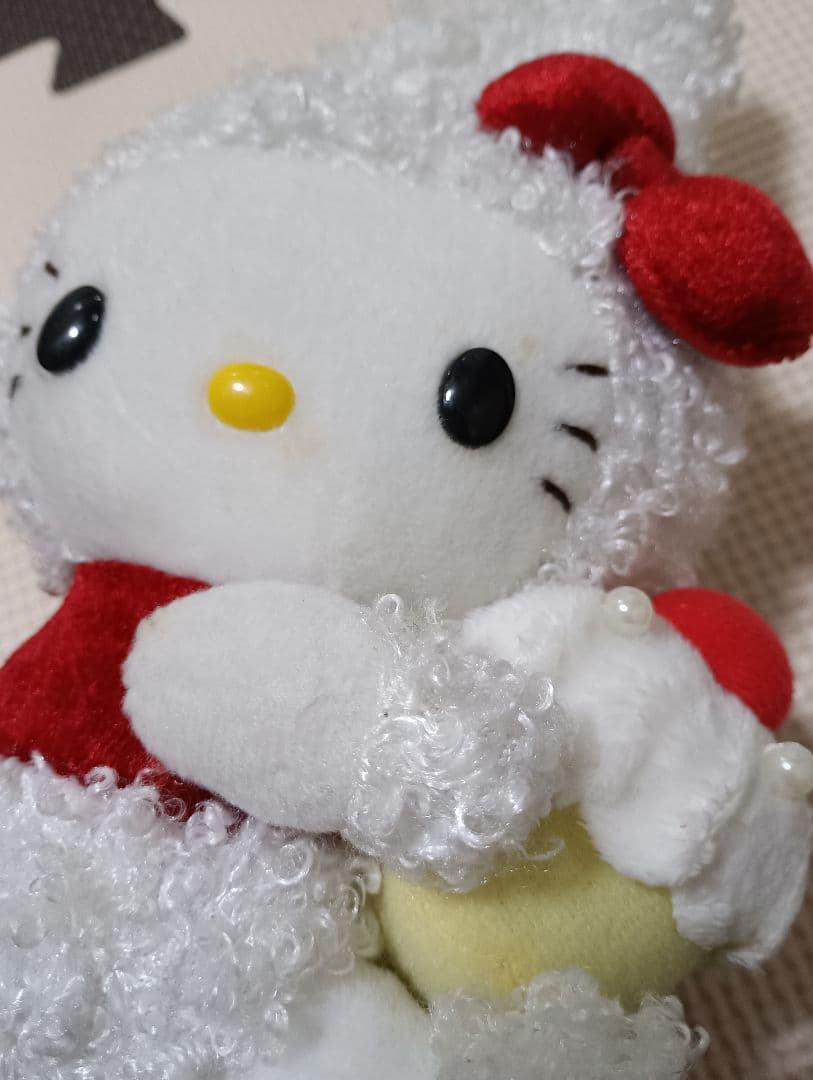 【激レア・非売品】ハローキティ もこもこ ぬいぐるみ カップケーキ エイコー