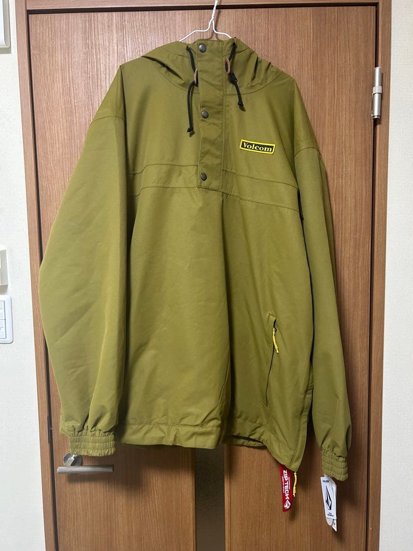 ジャケット新品 パンツほぼ未使用volcom ウェア上下 xxl