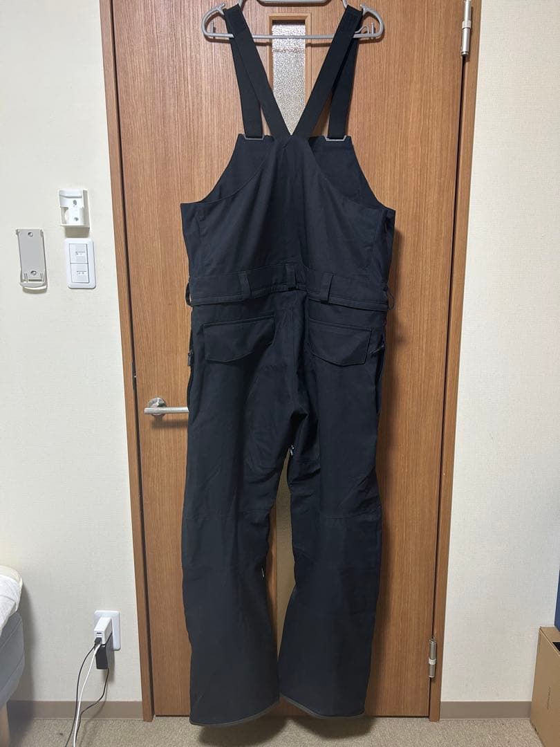 ジャケット新品 パンツほぼ未使用volcom ウェア上下 xxl