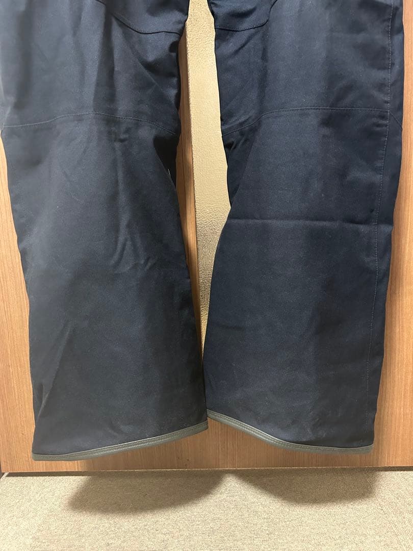 ジャケット新品 パンツほぼ未使用volcom ウェア上下 xxl