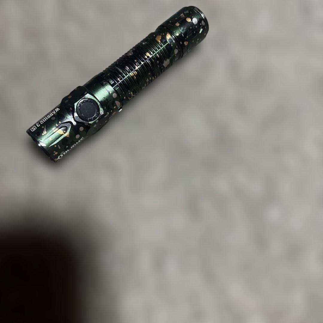 OLIGHT(オーライト)WARRIOR 3S 迷彩　カラビナリング