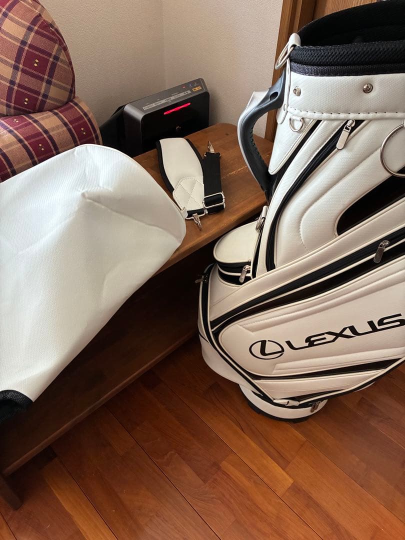 ❣️値下げ❣️LEXUS ゴルフバッグ・キャディバッグ
