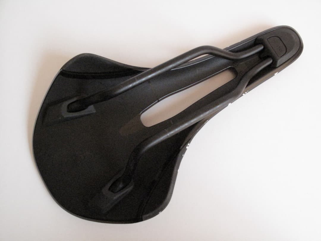Fizik Antaresエルゴノミック自転車用サドル TESTデザイン