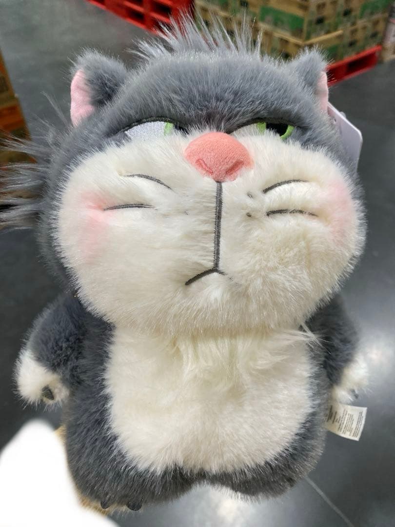 ディズニー　ルシファー　ぬいぐるみバック