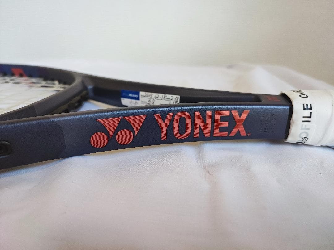 YONEX PERCEPT 100L(ヨネックス　パーセプト 100L)