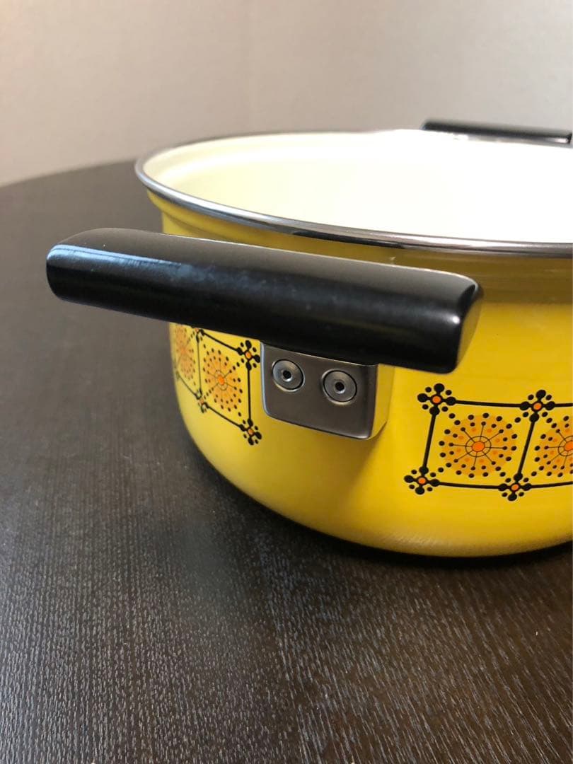 エヴェレスト　ホーロー　両手鍋　 イエロー 20cm ガラス蓋　琺瑯　昭和レトロ