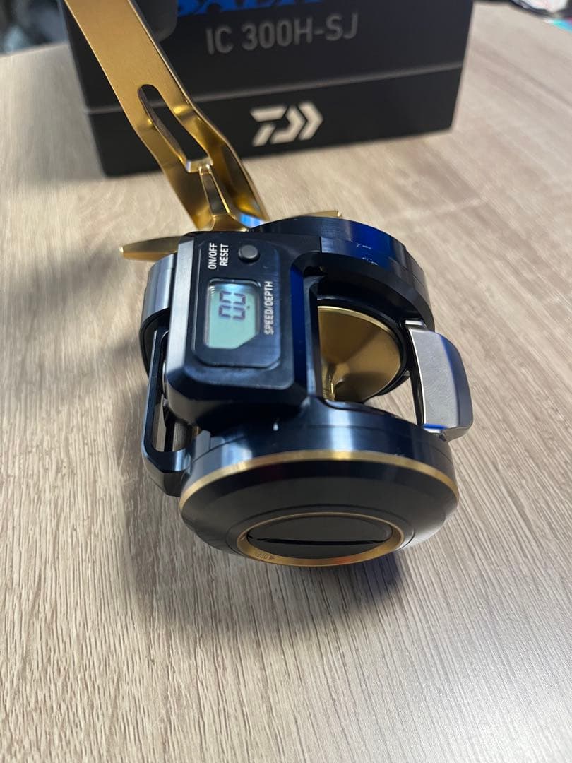 DAIWA 21 SALTIGA IC 300H-SJ ベイトリール