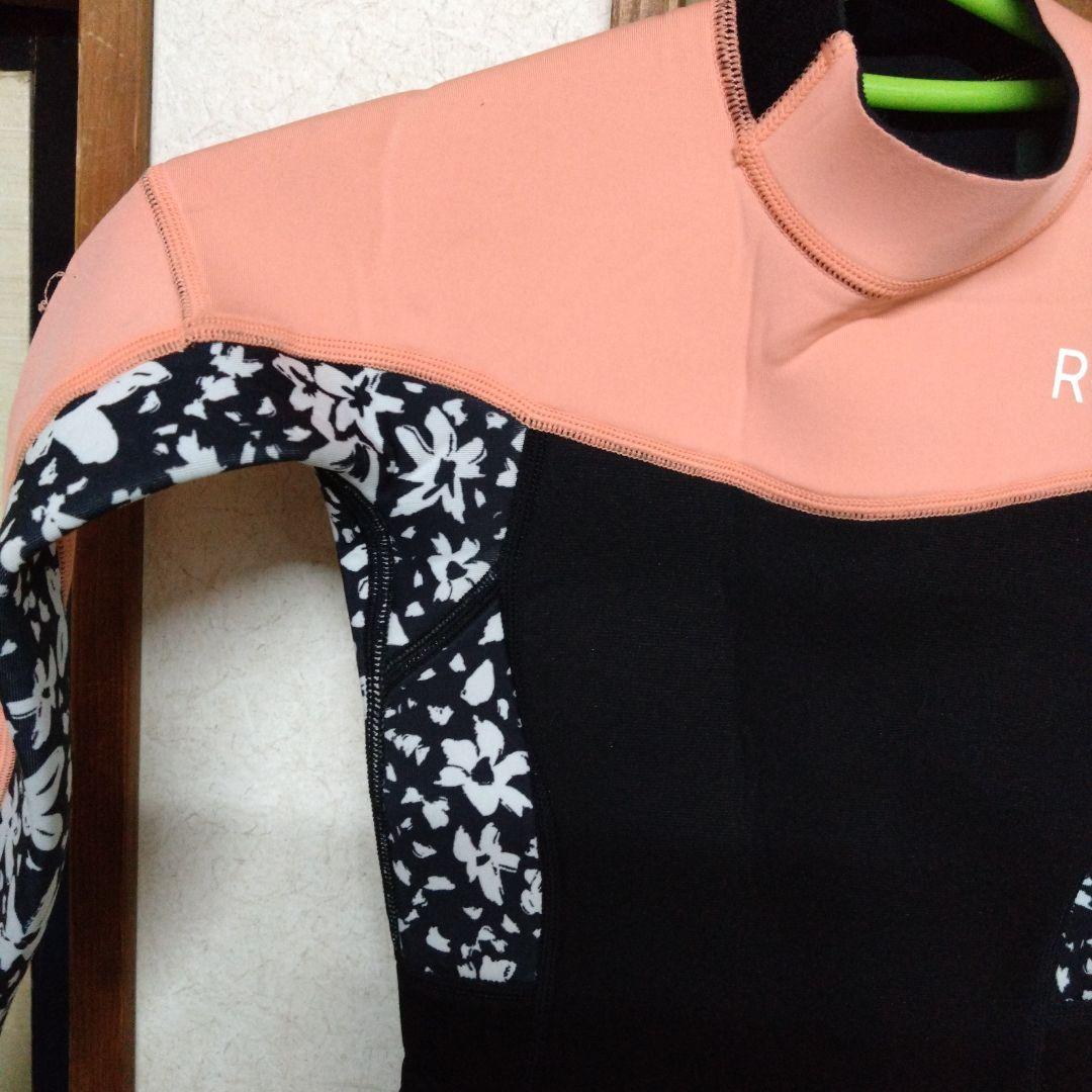 お洒落　ロキシー120センチ　フルスーツ　ウエットスーツサーフィン可愛い