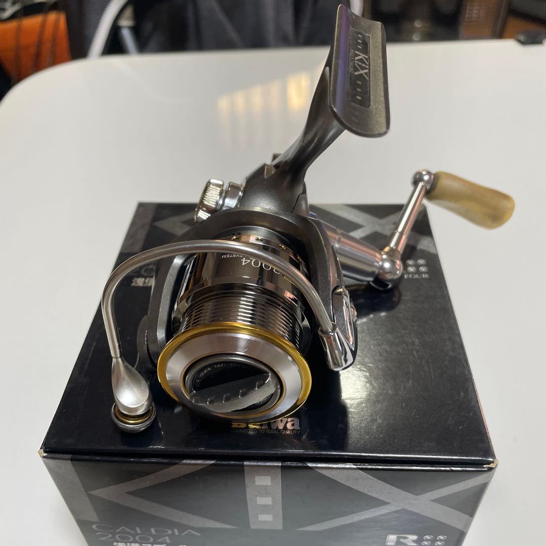 Daiwa CALDIA KIX2004 スピニングリール カスタムスプール付き