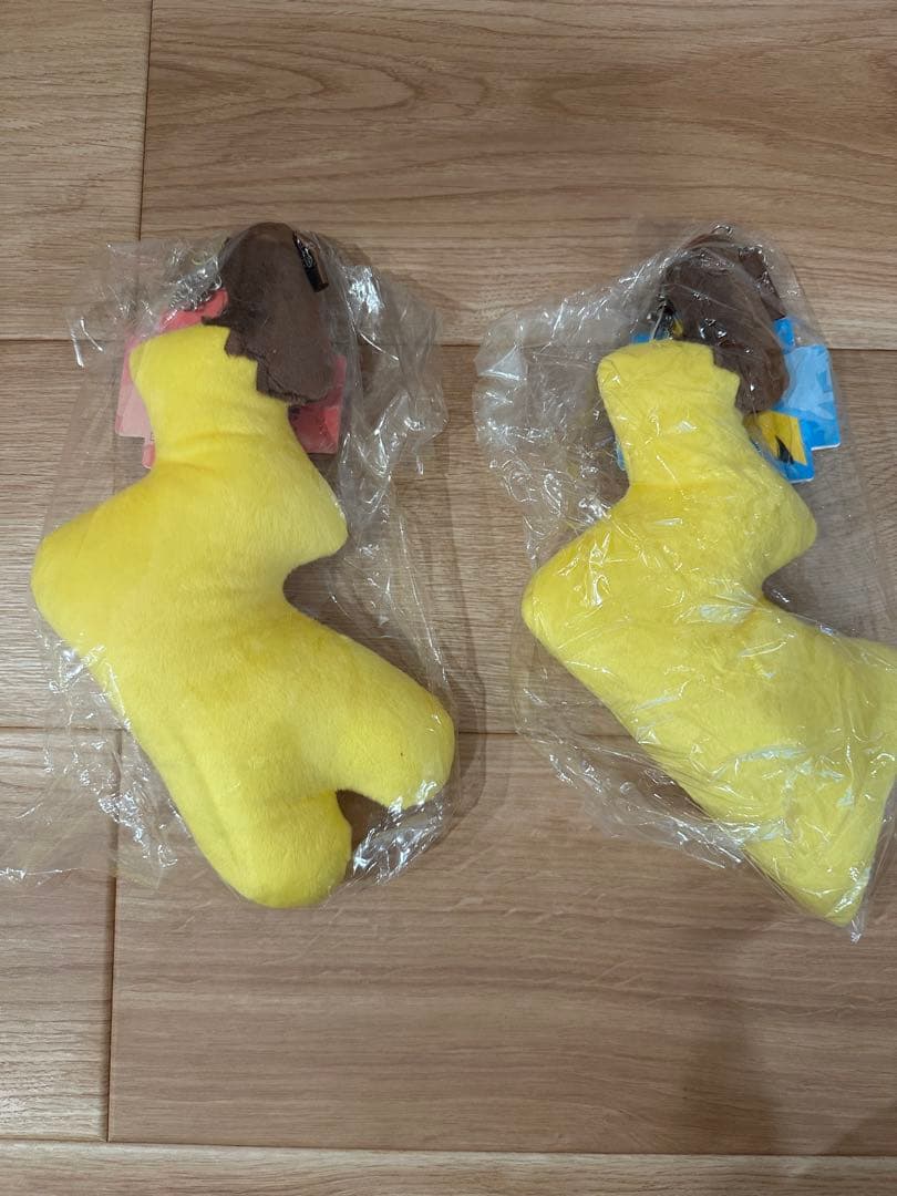 ピカしっぽ　ビックキーチェーン　オス・メス　ペアセット