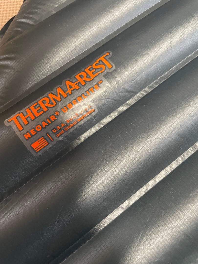 アウトドア寝具 thermarest neoair uberlite
