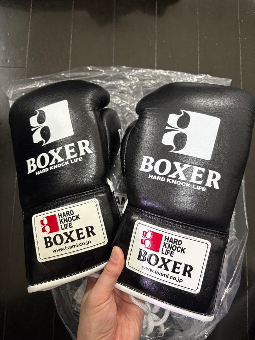 ISAMI BOXER ボクシンググローブ 8 oz 紐式