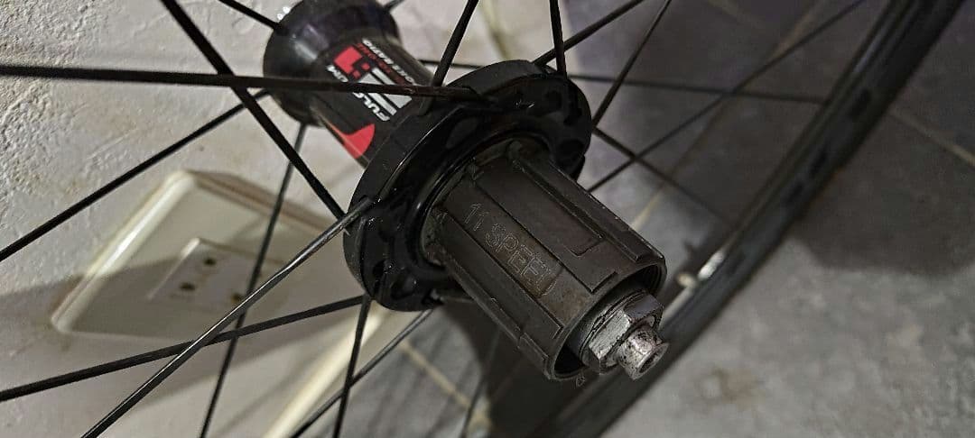 fullcrum racingspeed50　ダークラベル 11s　シマノフリー