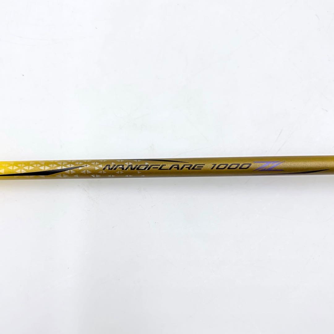 【極美品】ヨネックス ナノフレア 1000ZZ バドミントン ラケット 4U5