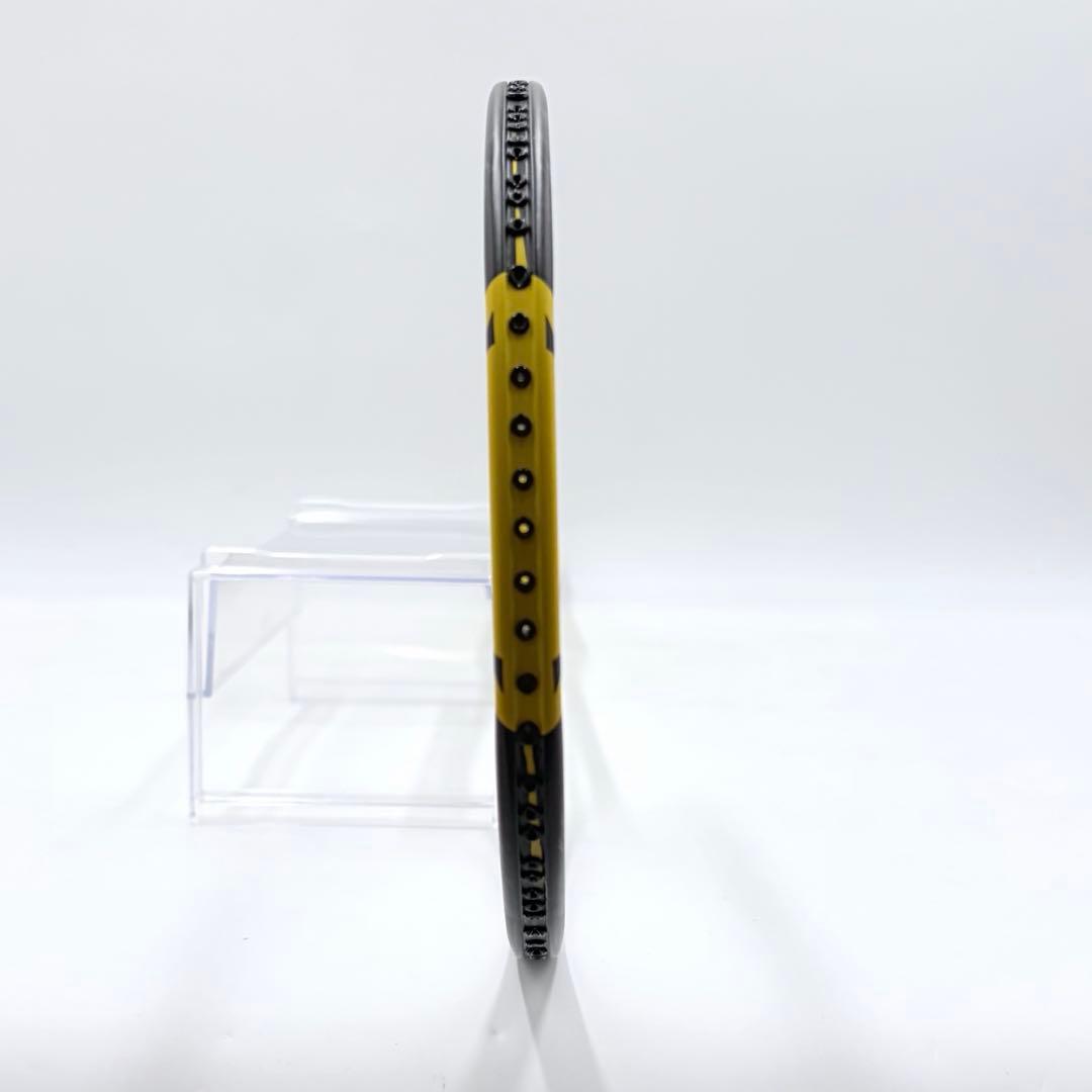 【極美品】ヨネックス ナノフレア 1000ZZ バドミントン ラケット 4U5