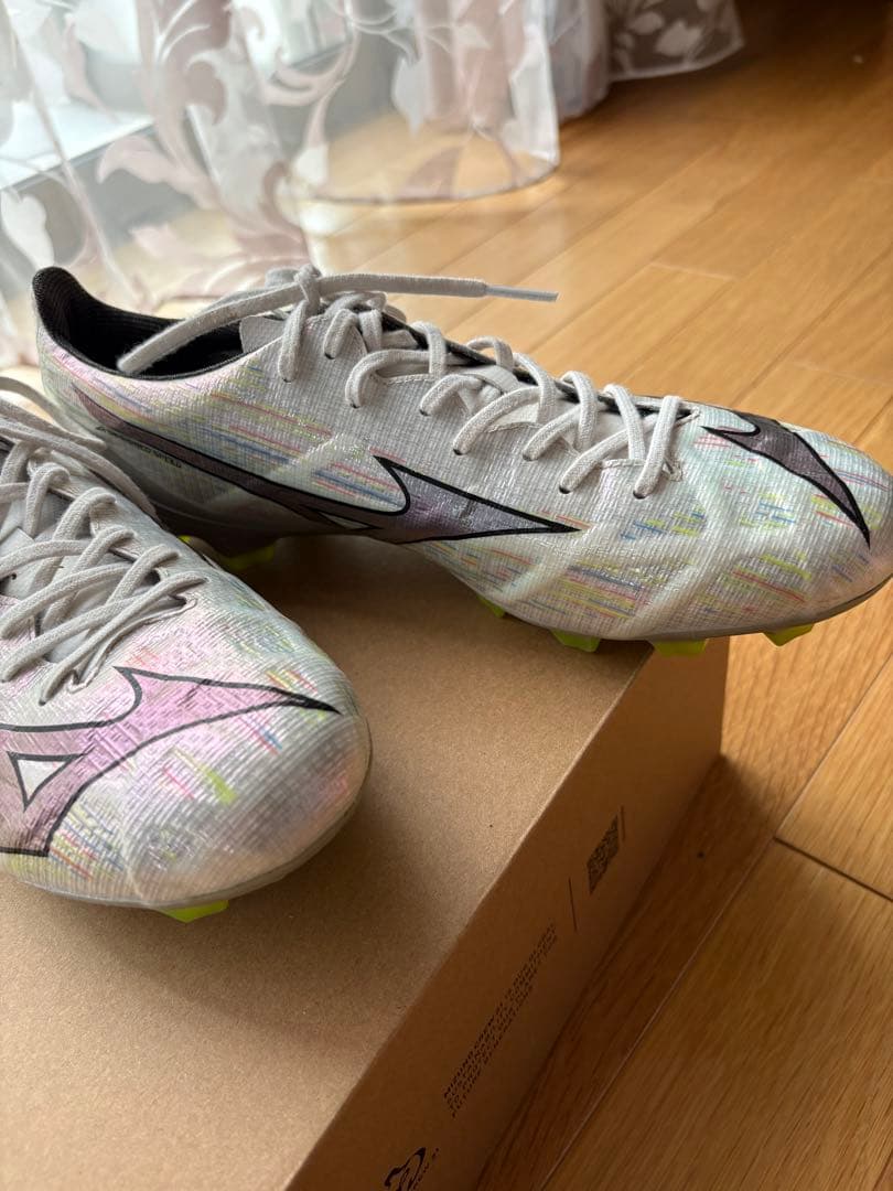 Mizuno Alpha サッカーシューズ ホワイト/マルチカラー