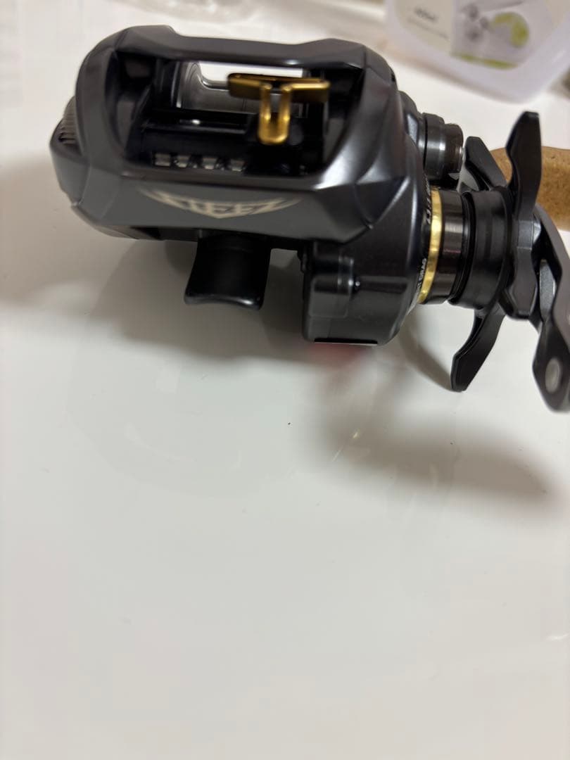 G1 SV ベイトリール 右巻き コルクノブ