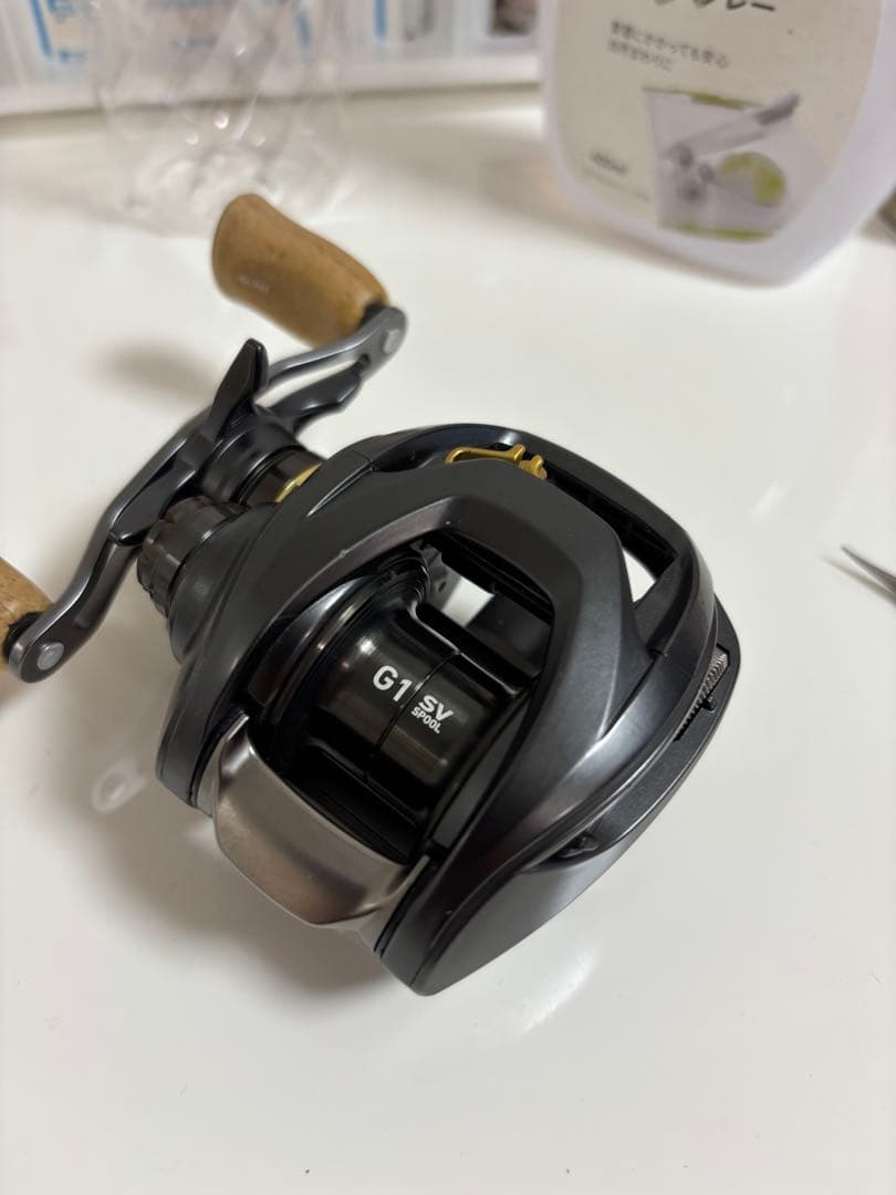 G1 SV ベイトリール 右巻き コルクノブ