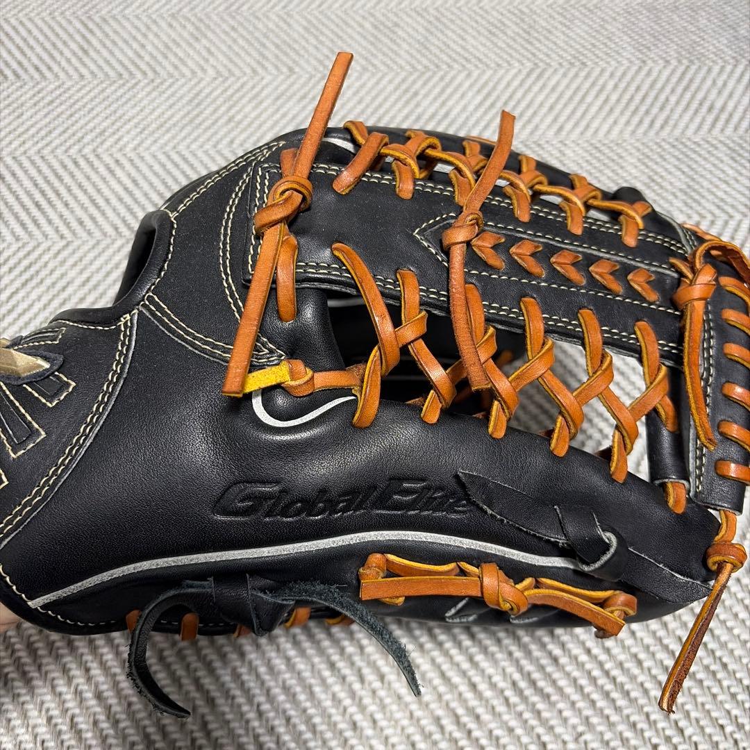 Mizuno Global Elite ブラックグローブ