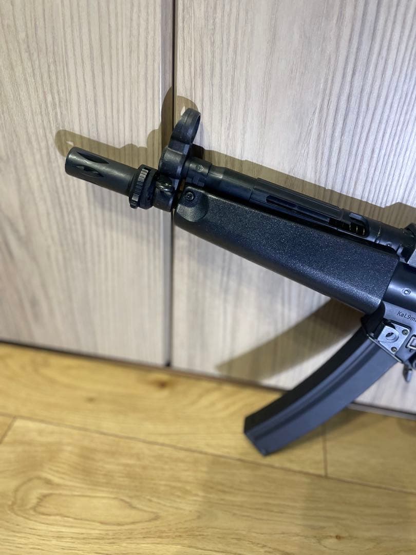 東京マルイ　電動ガン　mp5-j